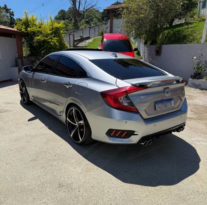 HONDA CIVIC 1.5 16V TURBO GASOLINA TOURING 4P CVT